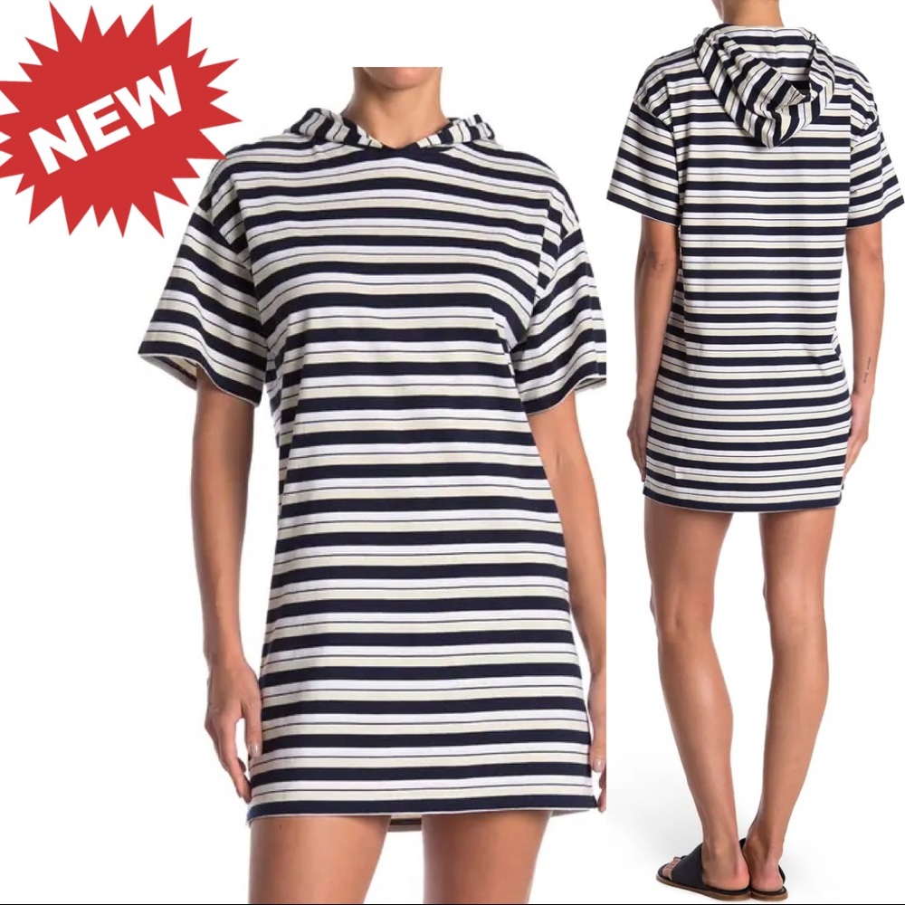 🆕 Abound Navy and ivory striped Hooded dress